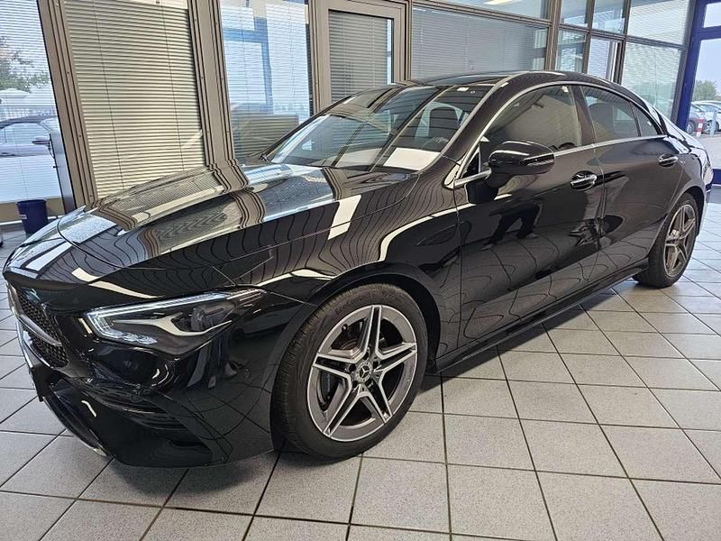 Gebraucht Mercedes CLA200 AMG 163 PS (119 kW) 2025 Kosmosschwarz met. Coupé