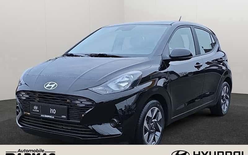 Schwarz Neu 2025 Hyundai i10 Trend Kleinwagen | 14.990 € (Guter Preis) - Bild 1/4
