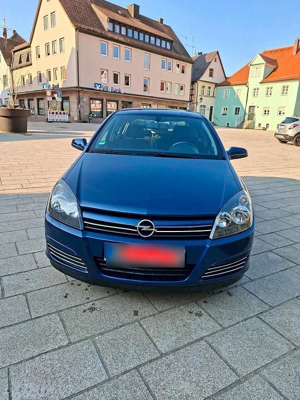Gebraucht Opel Astra 105 PS (77 kW) 2005 Blau Limousine