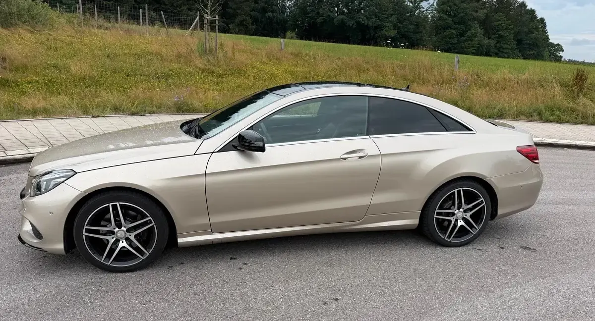 Gebraucht Mercedes E250 AMG 204 PS (150 kW) 2017 Silber Coupé