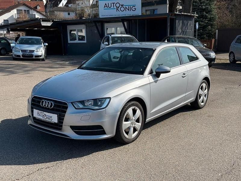 Gebraucht Audi A3 Attraction 125 PS (91 kW) 2015 Silber Kleinwagen