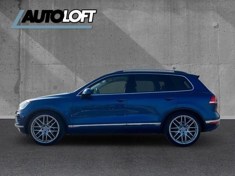 Gebraucht VW Touareg 262 PS (192 kW) 2016 Blau SUV