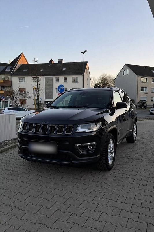 Second-hand Jeep Compass 241 CP (177 kW) 2020 Negru SUV