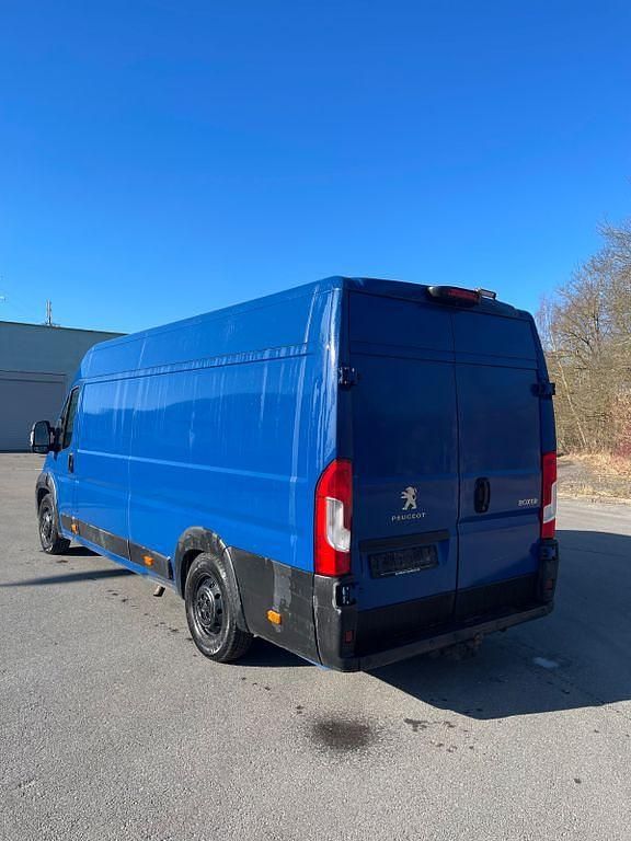 Gebraucht Peugeot Boxer 163 PS (119 kW) 2018 Blau Van