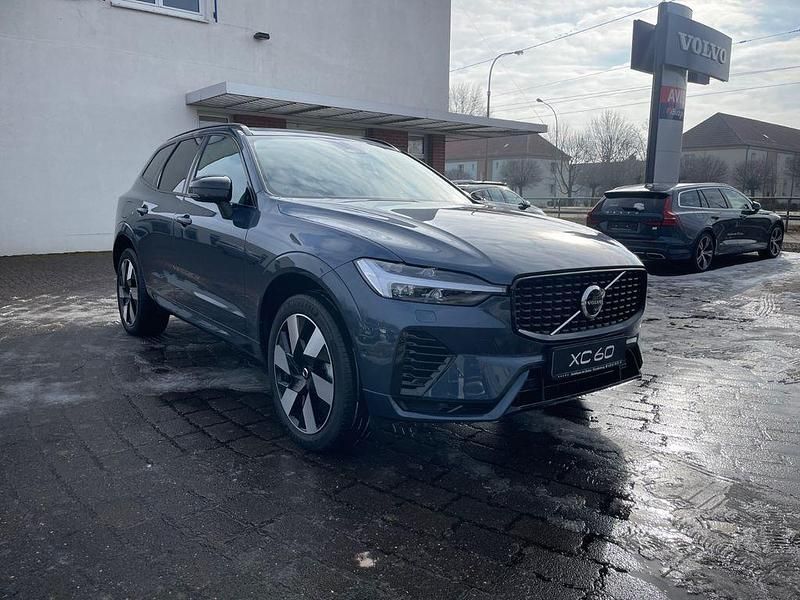 Gebraucht Volvo XC60 Plus 455 PS (334 kW) 2025 Blau SUV