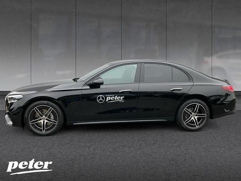 Gebraucht Mercedes E200 AMG 204 PS (150 kW) 2024 Metalliclack obsidianschwarz Limousine