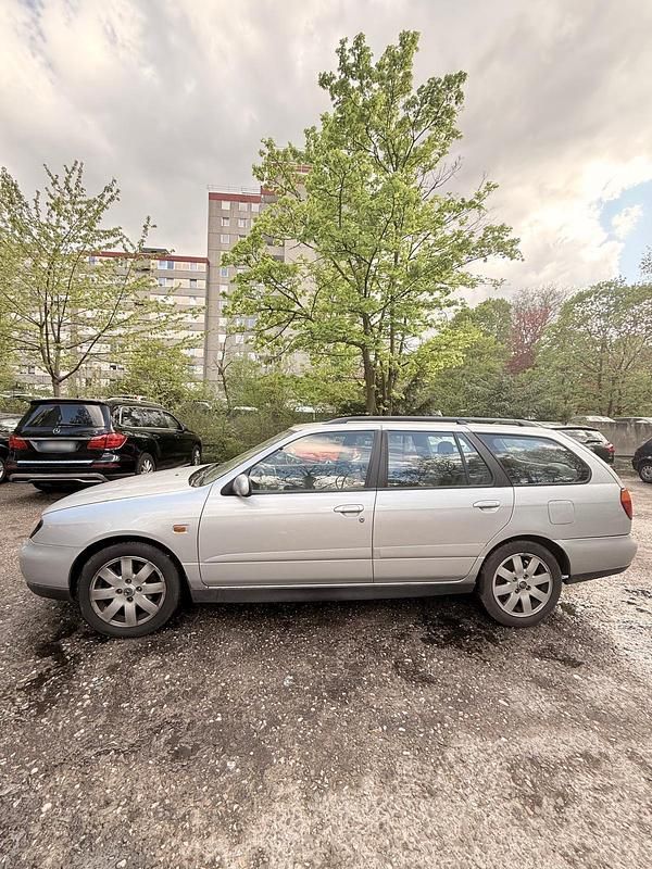 Gebraucht Nissan Primera 114 PS (83 kW) 2000 Grau Kombi