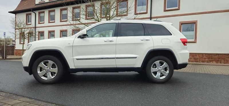 Gebraucht Jeep Grand Cherokee Limited 241 PS (177 kW) 2012 Weiß SUV
