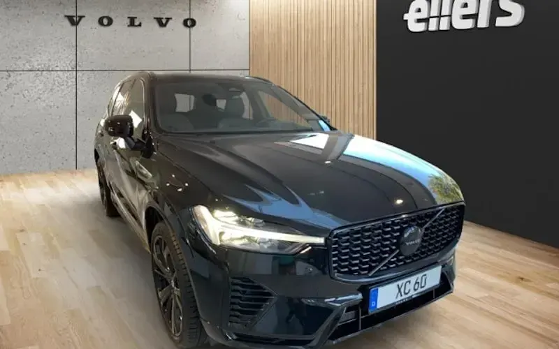 Ny Volvo XC60 Plus 350 HK (257 kW) 2025 Sort SUV