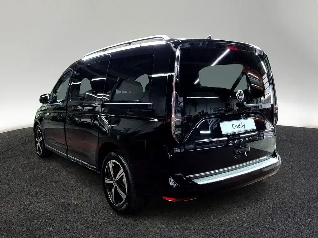 Neu VW Caddy 122 PS (89 kW) 2026 Schwarz Van / Kleinbus