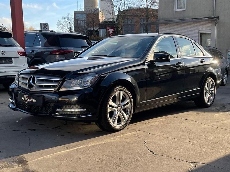 Gebraucht Mercedes C180 156 PS (114 kW) 2013 Schwarz Limousine