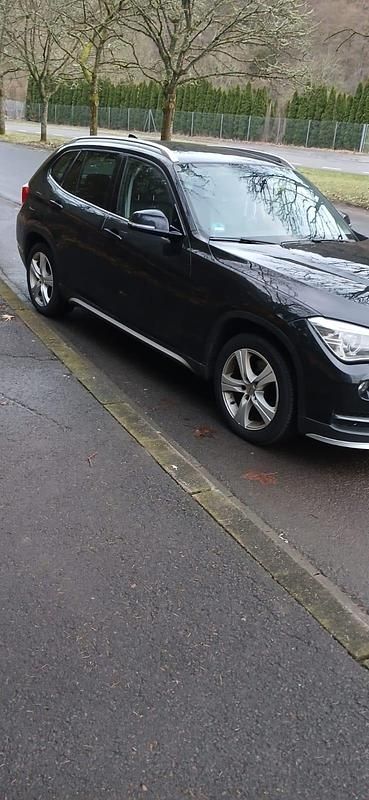 Gebraucht BMW X1 143 PS (105 kW) 2015 Schwarz SUV