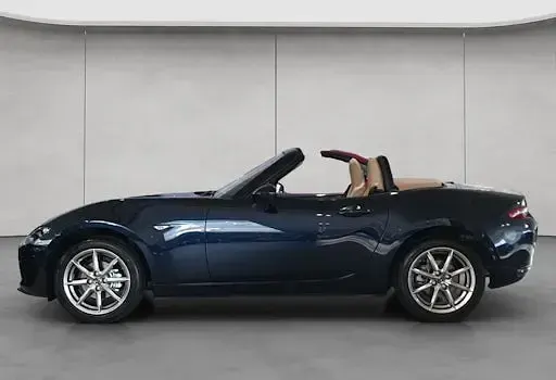 Nowe Mazda MX5 Kazari 132 KM (97 kW) 2026 Niebieski Kabriolet