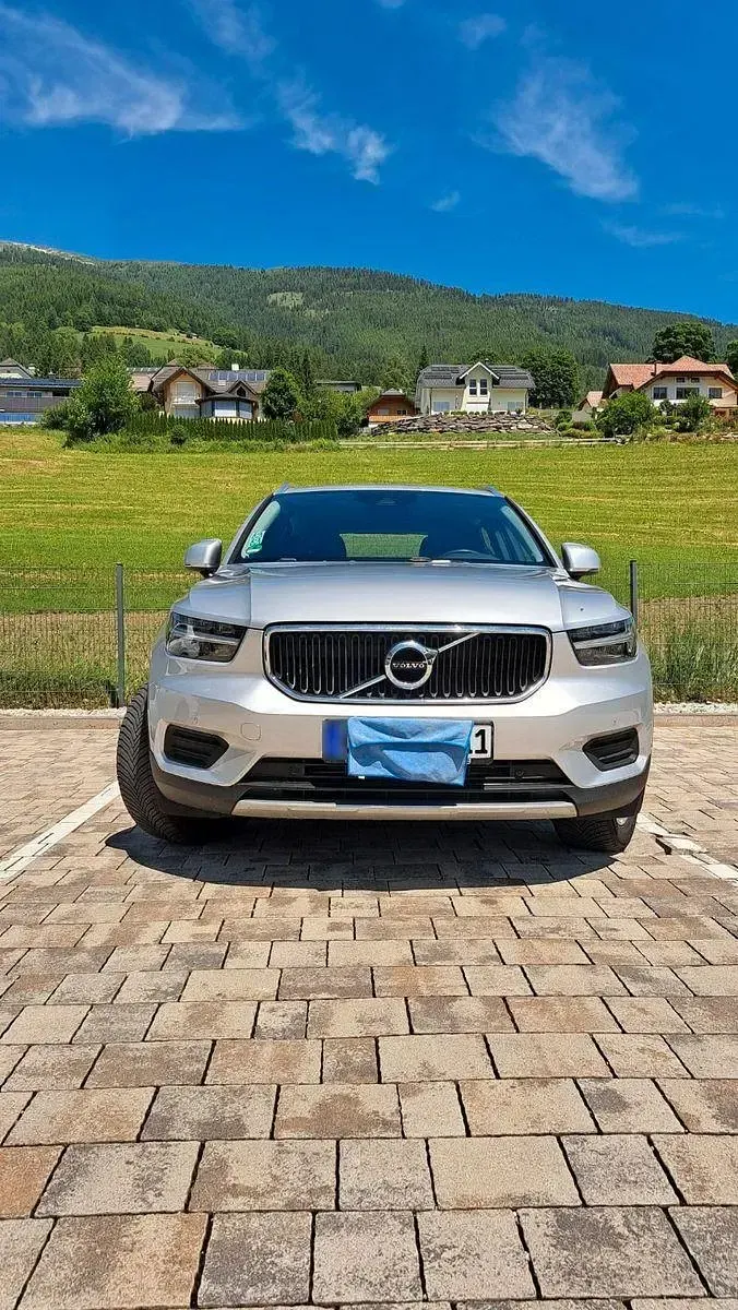 Gebraucht Volvo XC40 Inscription 156 PS (114 kW) 2019 Silber SUV