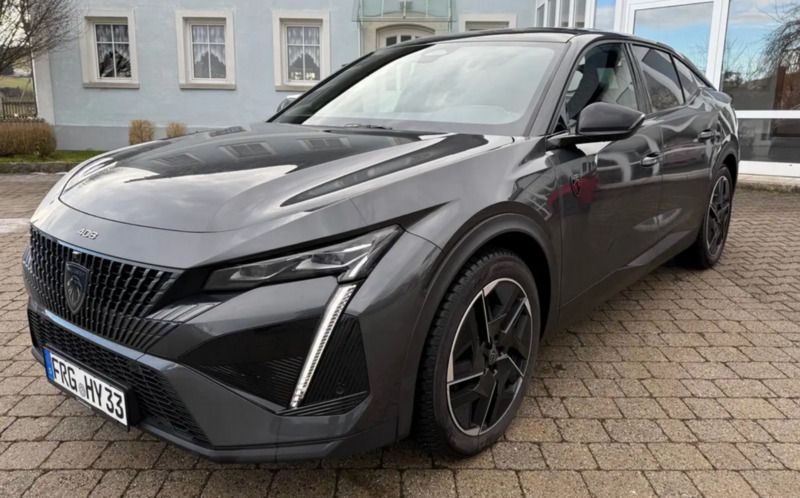 Grau Gebraucht 2023 Peugeot 408 GT GT Limousine | 27.990 € - Bild 1/4