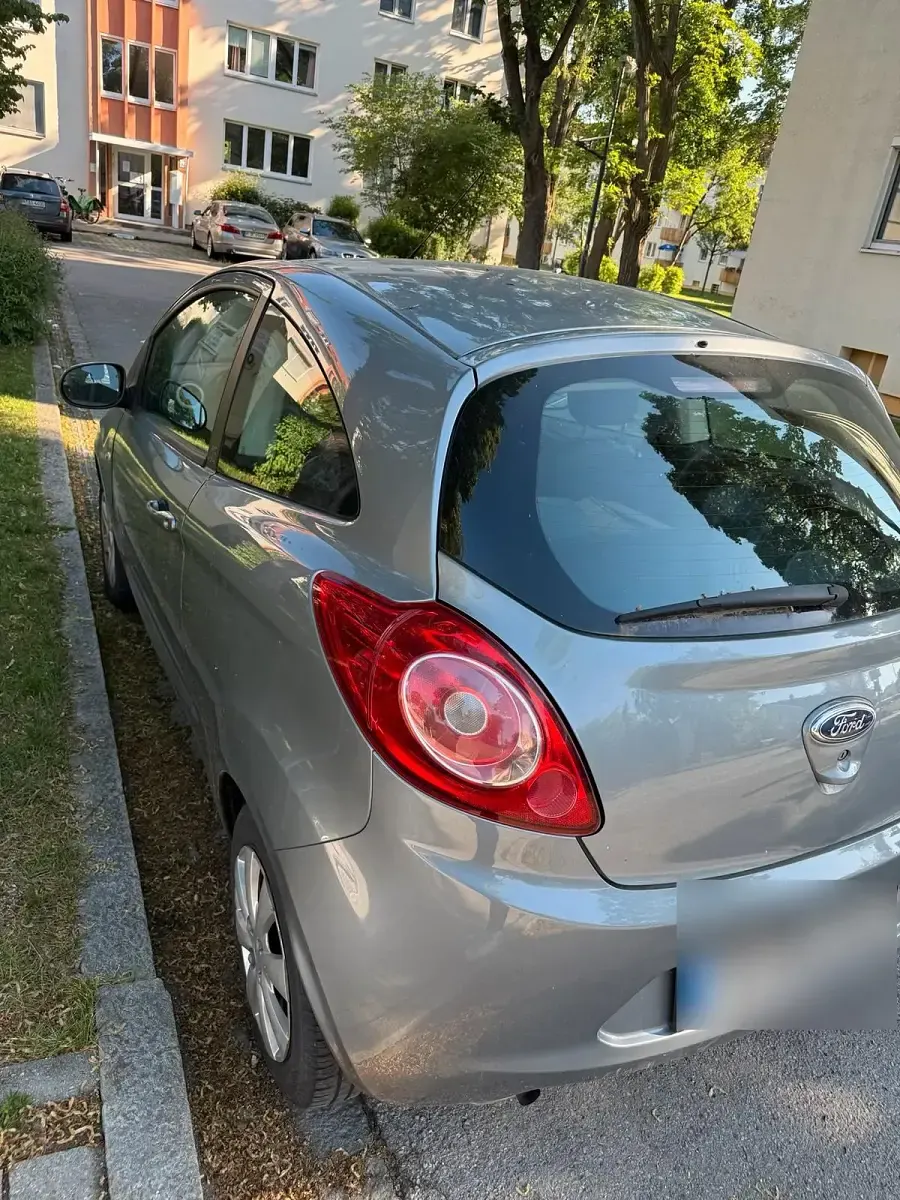 Gebraucht Ford Ka 71 PS (52 kW) 2009 Grau Kleinwagen