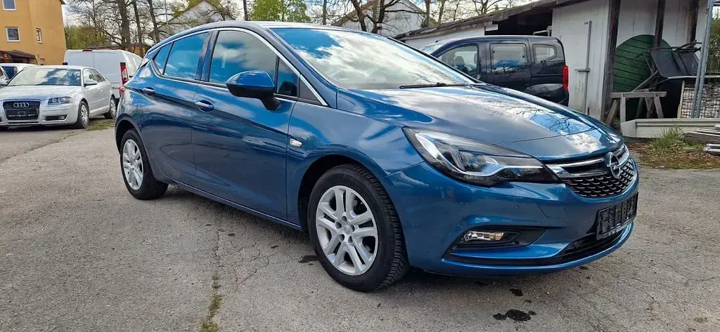 Occasion Opel Astra Innovation 150 ch (110 kW) 2016 Bleue Berline