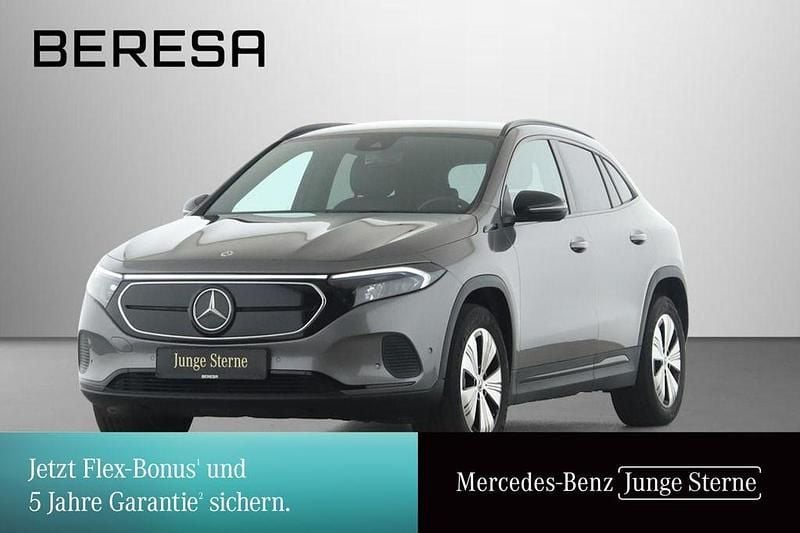 Grau Gebraucht 2022 Mercedes EQA250 Progressive SUV | 28.385 € (Guter Preis) - Bild 1/3