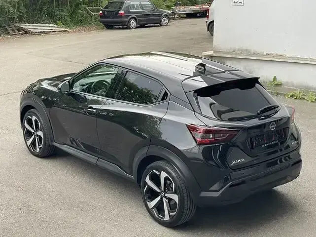 Gebraucht Nissan Juke 360º 143 PS (105 kW) 2023 Schwarz SUV