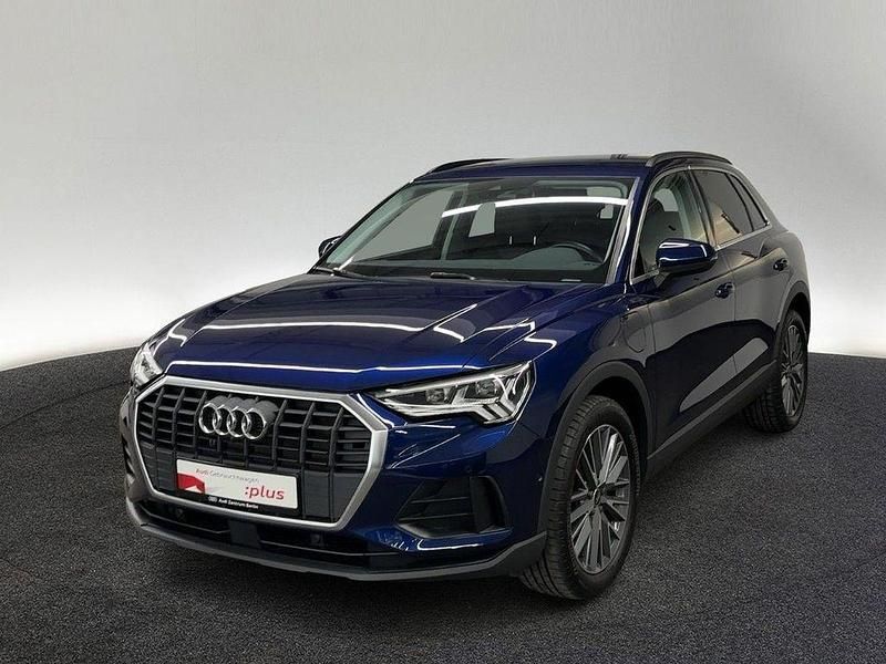 Gebraucht Audi Q3 Ambiente 245 PS (180 kW) 2022 Navarrablau metallic SUV