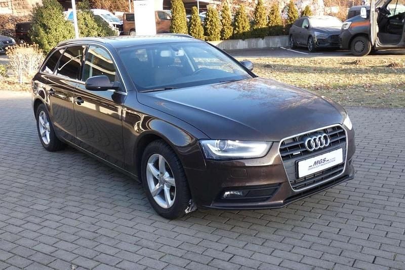 Gebraucht Audi A4 Ambiente 170 PS (125 kW) 2013 Teakbraun metallic Kombi