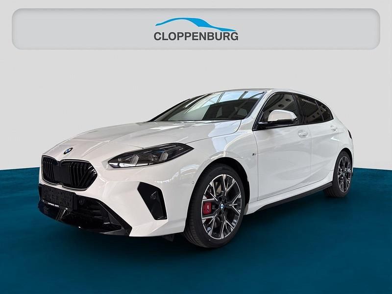 Weiß Neu 2025 BMW 120 Performance Kleinwagen | 41.990 € (Teuer) - Bild 1/4