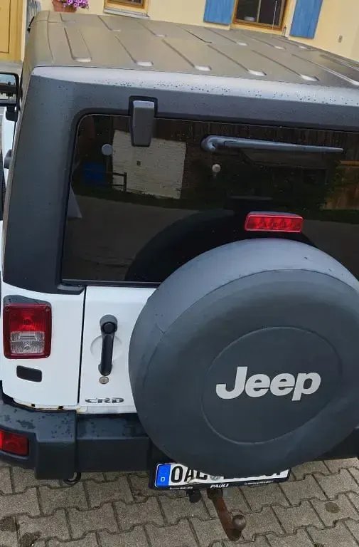 Gebraucht Jeep Wrangler Sahara 200 PS (147 kW) 2011 Weiß SUV