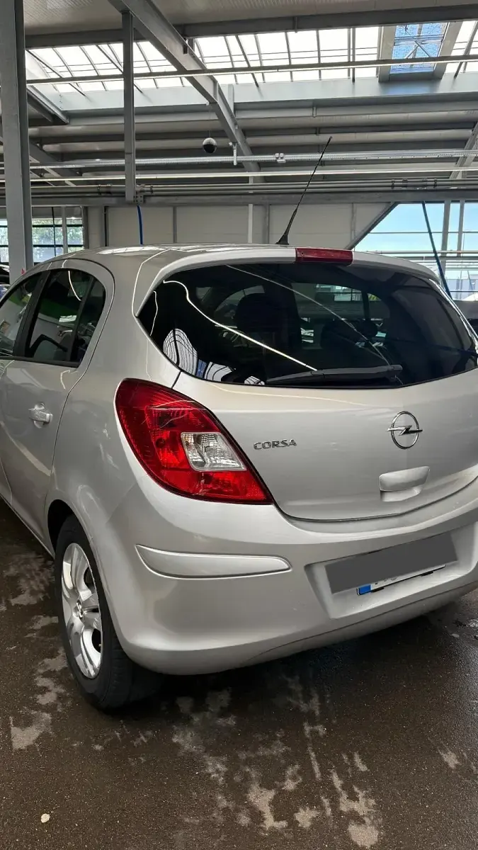 Gebraucht Opel Corsa 87 PS (63 kW) 2010 Grau Kleinwagen