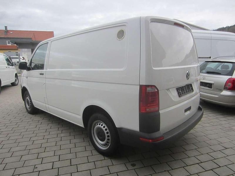 Gebraucht VW Transporter 102 PS (75 kW) 2019 Candyweiß Van