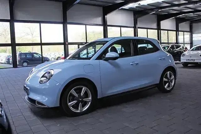 Usata Ora 03 125 kW (171 CV) 2023 Blu Utilitaria