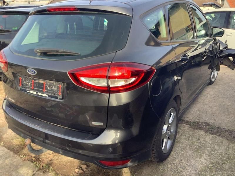 Gebraucht Ford C-MAX Titanium 125 PS (91 kW) 2018 Grau Van / Kleinbus