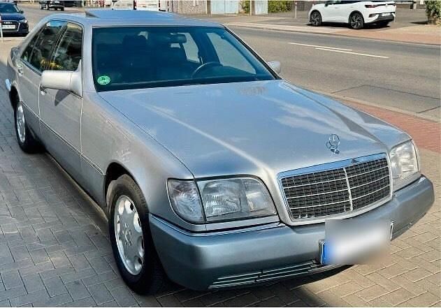 Silber Gebraucht 1992 Mercedes S500 Limousine | 8.990 € - Bild 1/4