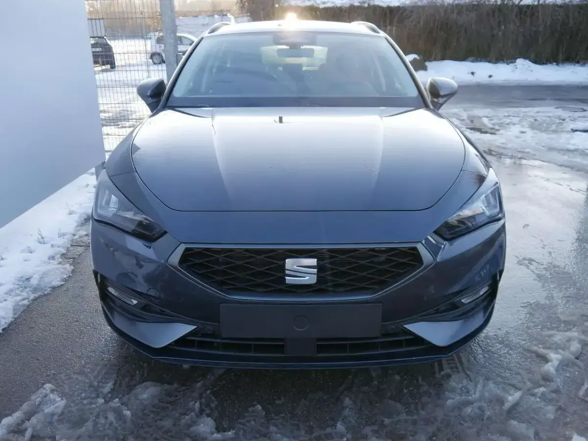 Neu Seat Leon FR 150 PS (110 kW) 2025 Magnetic tech grey Kombi
