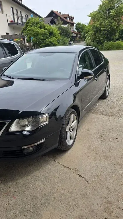 Gebraucht VW Passat Comfortline 140 PS (102 kW) 2010 Schwarz Limousine