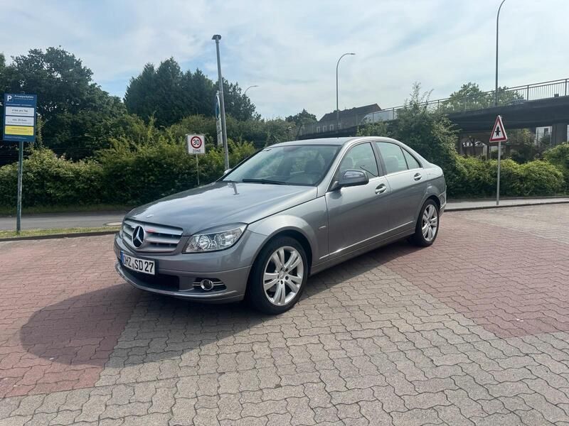 Silber Gebraucht 2007 Mercedes C200 Avantgarde Limousine | 7.000 € (Fairer Preis) - Bild 1/4