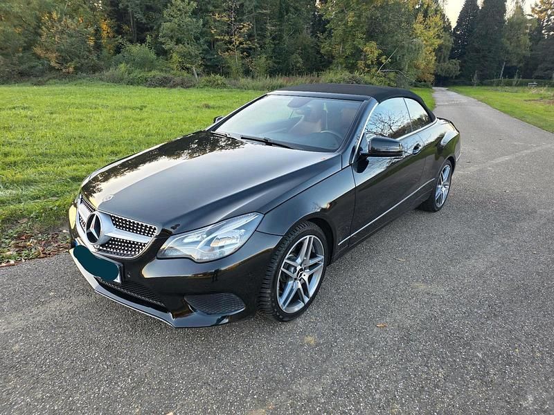 Gebraucht Mercedes E250 204 PS (150 kW) 2014 Schwarz Cabrio