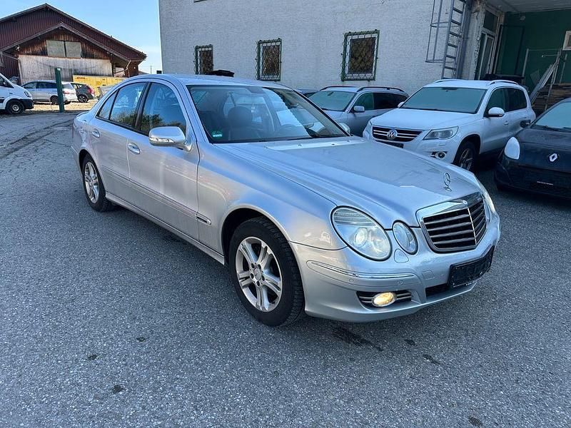 Gebraucht Mercedes E280 Avantgarde 190 PS (139 kW) 2006 Silber Limousine