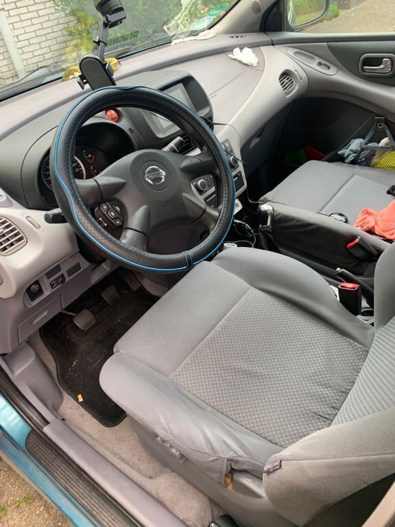 Gebraucht Nissan Almera Tino 114 PS (83 kW) 2003 Grün Van / Kleinbus