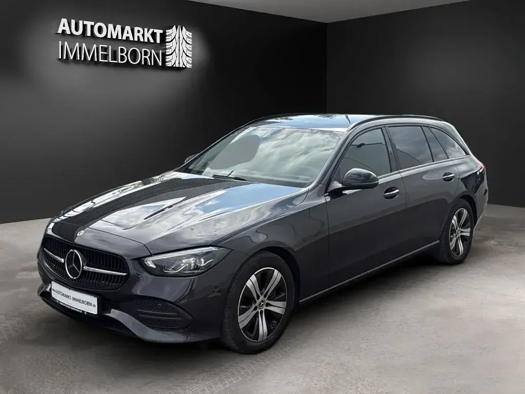 Gebraucht Mercedes C220 Night 220 PS (161 kW) 2023 Grau Kombi