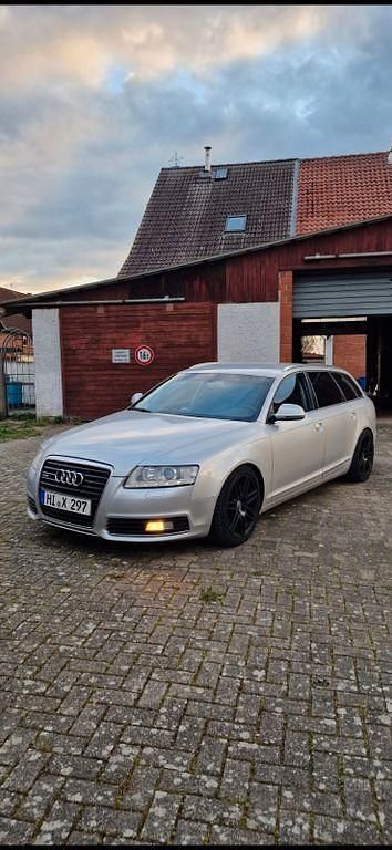 Silber Gebraucht 2010 Audi A6 Ambiente Kombi | 6.700 € (Etwas zu teuer) - Bild 1/4