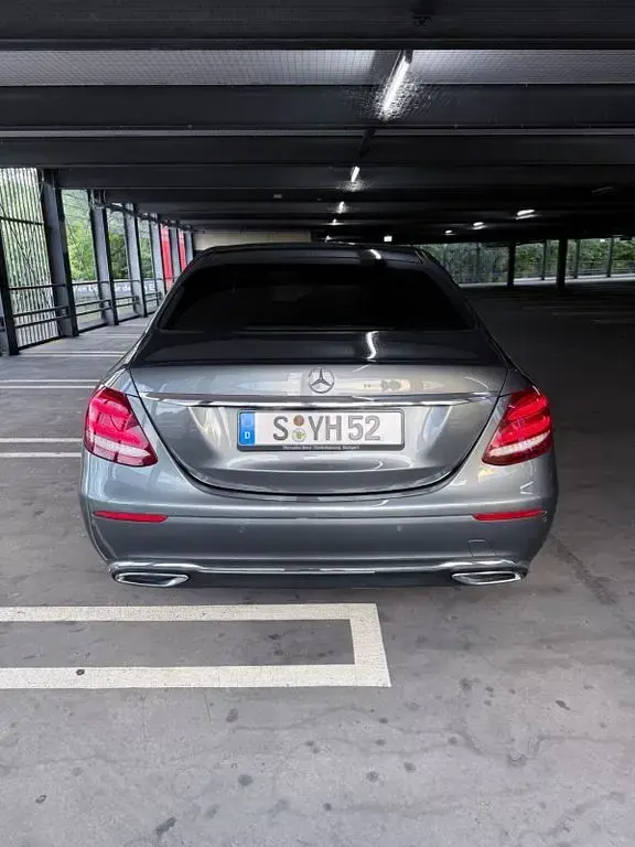 Gebraucht Mercedes E400 340 PS (250 kW) 2018 Grau Limousine
