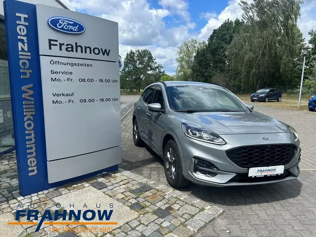 Gebraucht Ford Kuga ST-Line 224 PS (164 kW) 2022 Solarsilber SUV