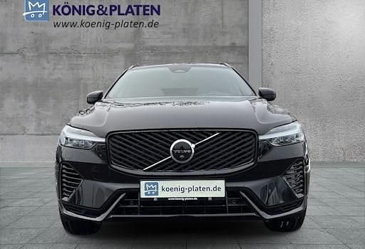Neu Volvo XC60 Plus 350 PS (257 kW) 2025 Schwarz SUV