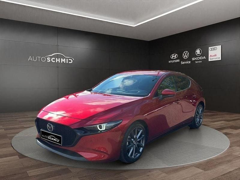 Soul red crystal m Gebraucht 2019 Mazda 3 Selection Limousine | 17.880 € (Fairer Preis) - Bild 1/4