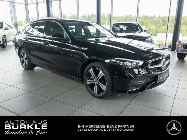 Schwarz Gebraucht 2023 Mercedes C300 Kombi | 41.680 € (Fairer Preis) - Bild 1/4