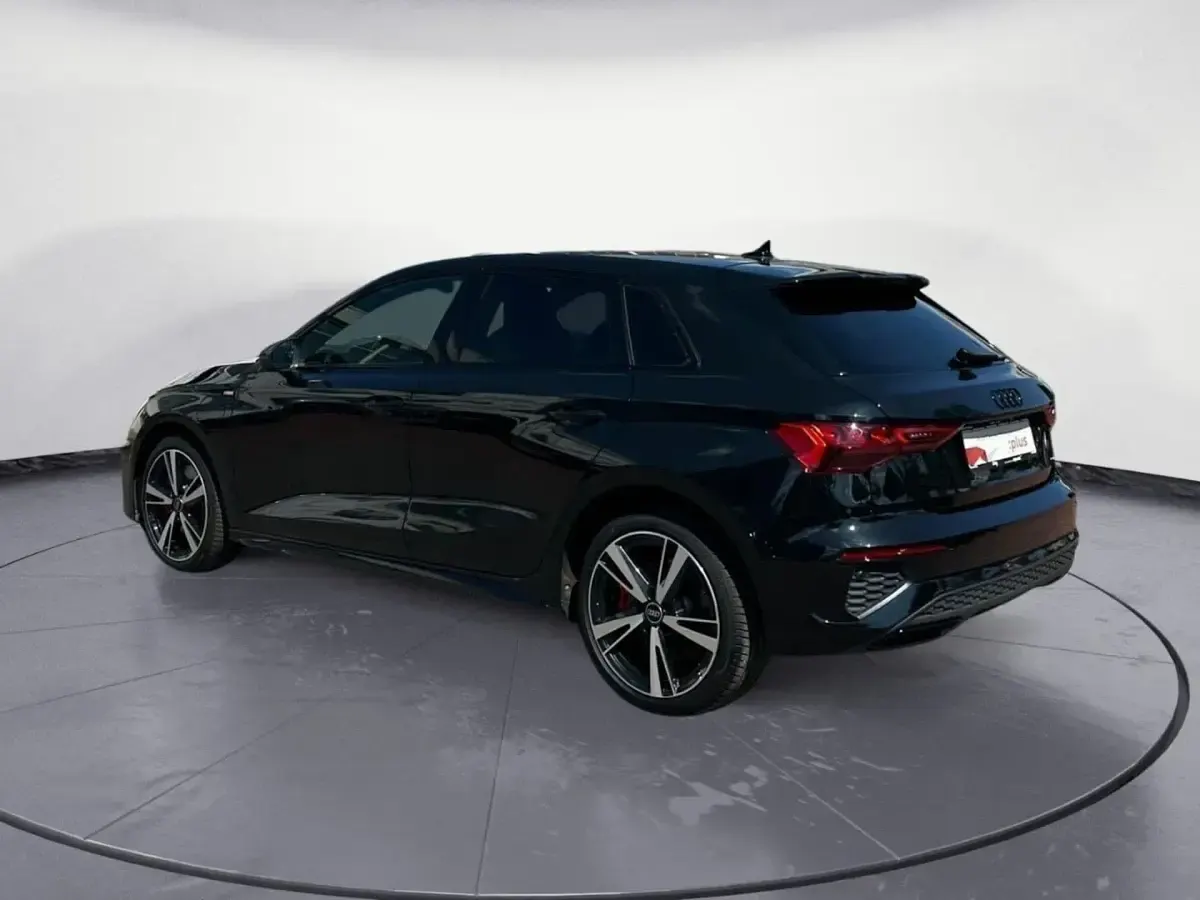 Gebraucht Audi A3 Sportback e-tron S-Line 245 PS (180 kW) 2022 Mythosschwarz metallic Kleinwagen