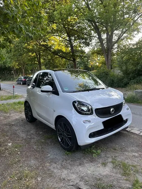 Gebraucht Smart ForTwo Cabrio Brabus 90 PS (66 kW) 2017 Weiß Cabrio