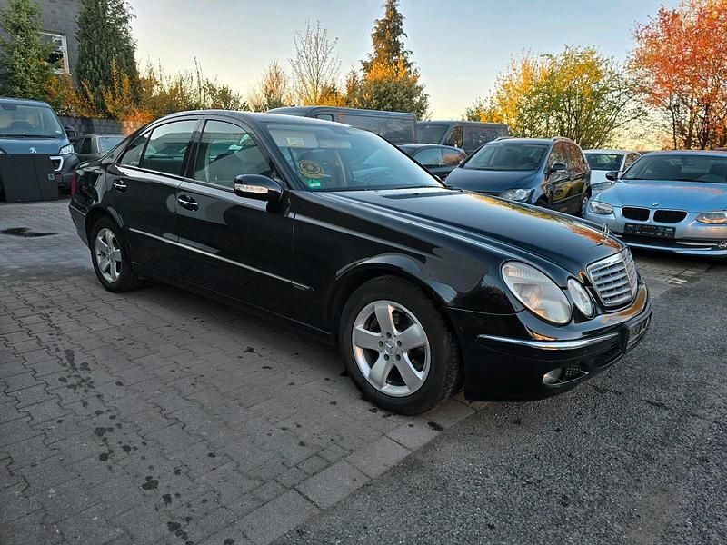 Usata Mercedes E320 204 CV (150 kW) 2004 Nero Berlina