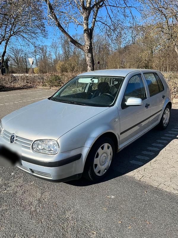 Gebraucht VW Golf IV 101 PS (74 kW) 2000 Silber Kleinwagen
