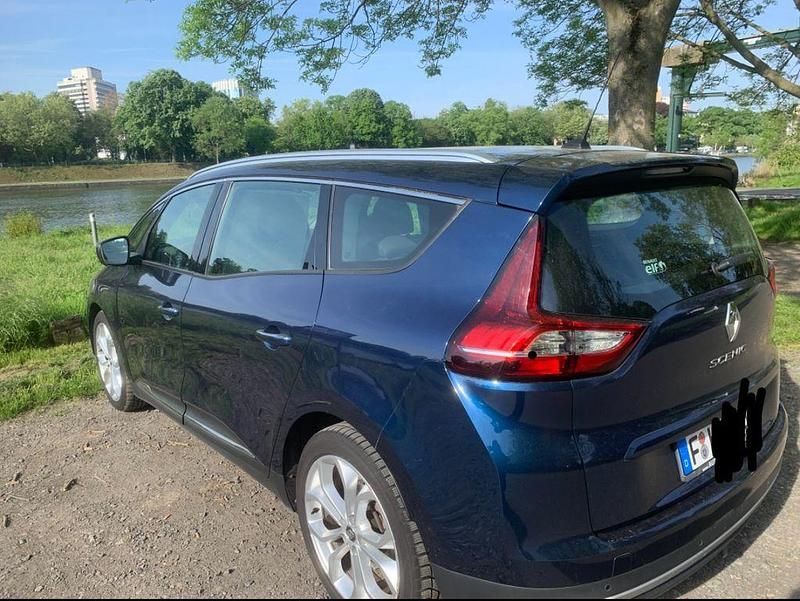 Blau Gebraucht 2018 Renault Grand Scénic IV Intens Van / Kleinbus | 11.900 € (Superpreis) - Bild 1/4